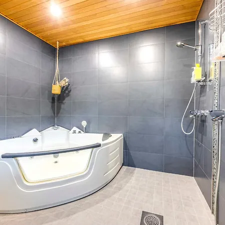 فيلة Vilkama 2 View, Incl Indoor Hot Tub, Sauna *