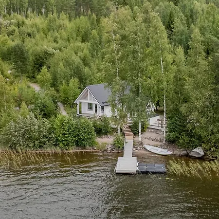Vilkama 2 View, Incl Indoor Hot Tub, Sauna فيلة لاوكا